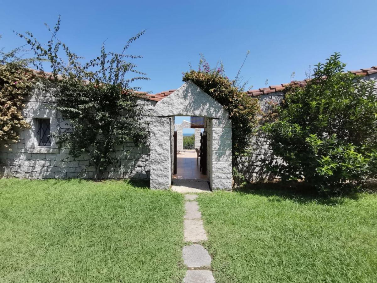 Villa 27 Castiadas Buitenkant foto